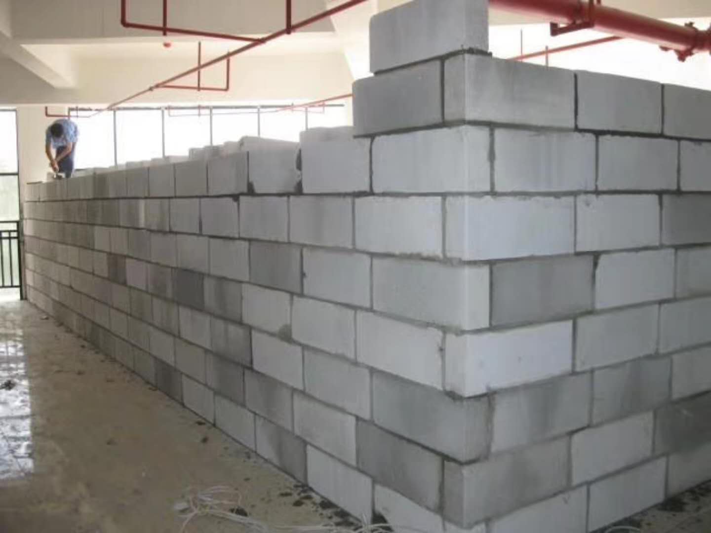 开平蒸压加气混凝土砌块承重墙静力和抗震性能的研究
